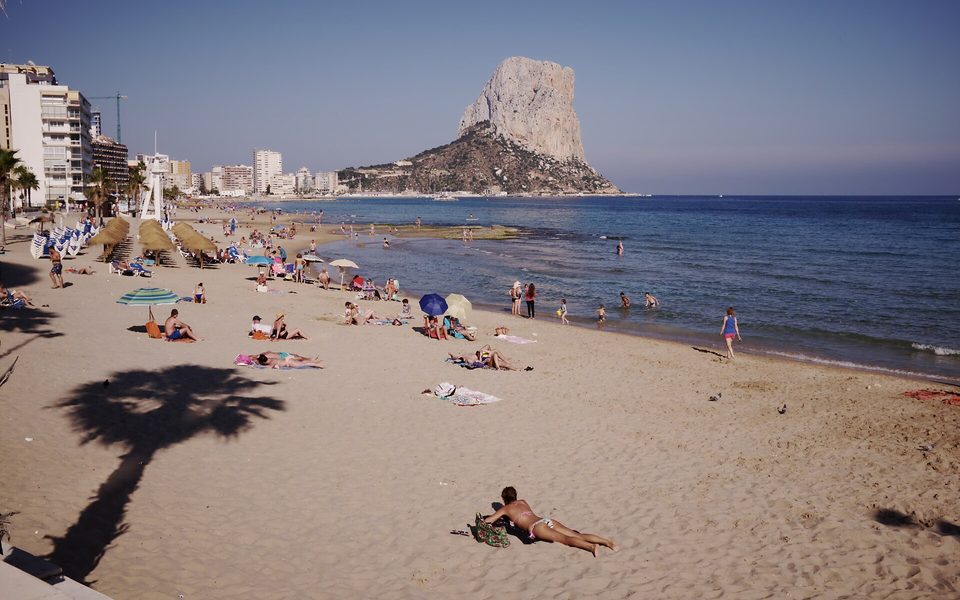 Hoteller og lejligheder langs Arenal-Bol-stranden i Calpe